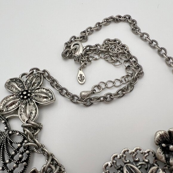 Stunning Silvertone Premier Designs Bib Necklace - Picture 3 of 5